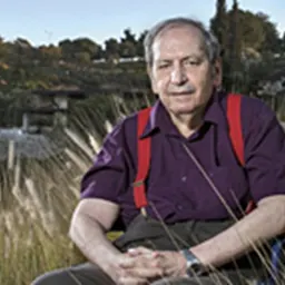 Portrait of Shlomo Aronson
