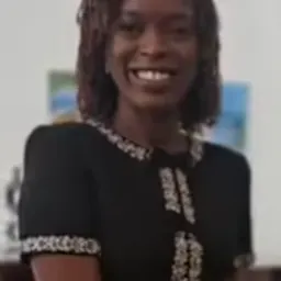 Portrait of Roshanna Trim