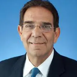 Portrait of Xavier Suarez