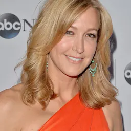 Portrait of Lara Spencer