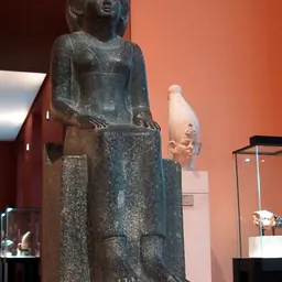 Portrait of Khenemetneferhedjet I