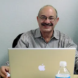 Portrait of Leslie L. Vadász