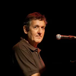 Portrait of Yoni Rechter
