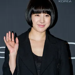 Portrait of Seo In-young