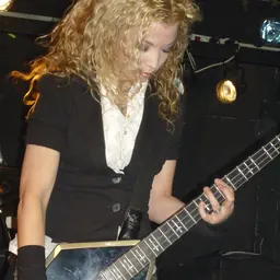 Portrait of Sean Yseult