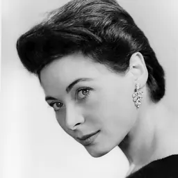 Portrait of Siobhán McKenna