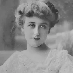 Portrait of Gabrielle Robinne