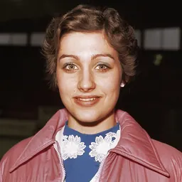 Portrait of Dianne de Leeuw