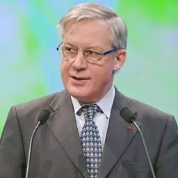 Portrait of Christian Noyer