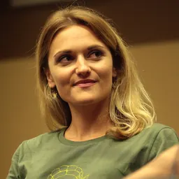 Portrait of Patricia Summersett