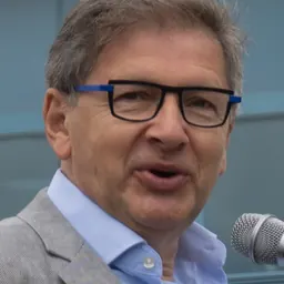 Portrait of Mirsad Hadžikadić