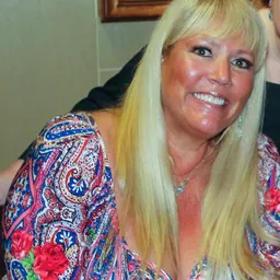 Portrait of Karen McCullah