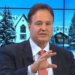 Portrait of Stephen Pagliuca