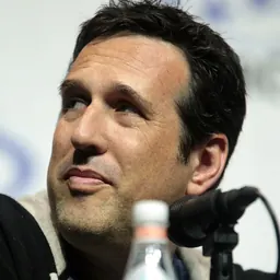 Portrait of Zack Estrin