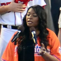 Portrait of Candice Glover