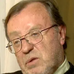 Portrait of Mario Ríos Santander