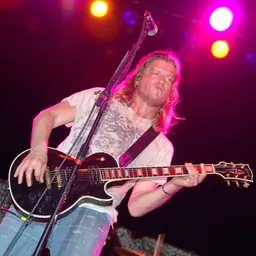 Portrait of Wes Scantlin