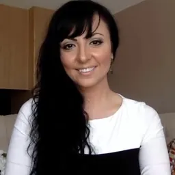 Portrait of Juliana Taimoorazy