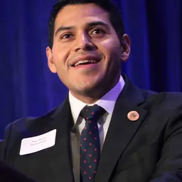 Portrait of Steve Montenegro