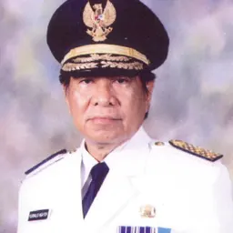 Portrait of Yurnalis Ngayoh