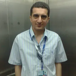 Portrait of Komeil Bahmanpour
