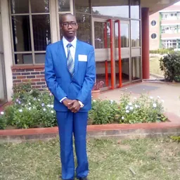 Portrait of Munya Chidzonga