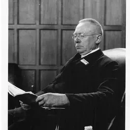 Portrait of Max Hollrung