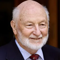 Portrait of Chris Sumner