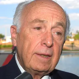 Portrait of Luiz Carlos Bresser Pereira