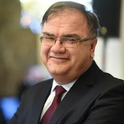 Portrait of Mladen Ivanić