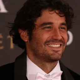 Portrait of Álex García