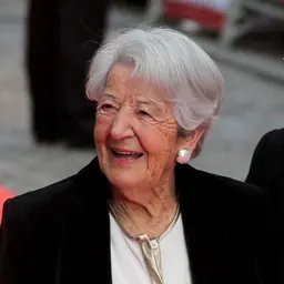 Portrait of Asunción Balaguer