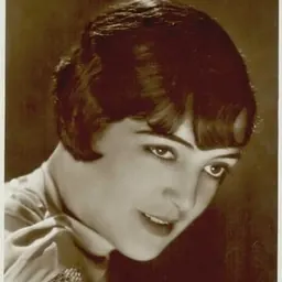 Portrait of Carmen Boni