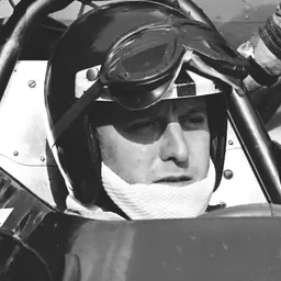 Portrait of Jackie Oliver