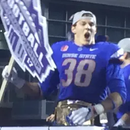 Portrait of Leighton Vander Esch