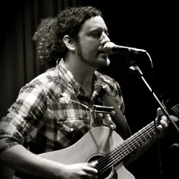 Portrait of Chris Volpe