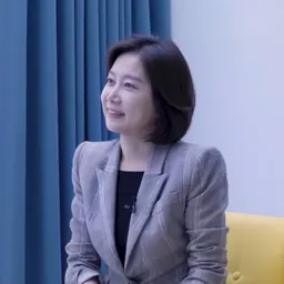 Portrait of Her Eun-a