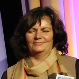 Portrait of Véronique Newland