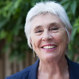 Portrait of Sue Roffey