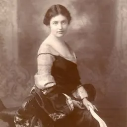 Portrait of Elizabeth Okie Paxton