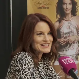 Portrait of Laura Leighton