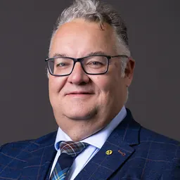 Portrait of Graham Leadbitter