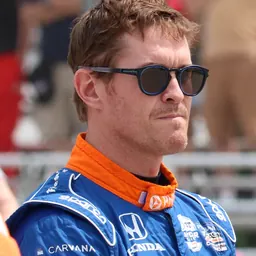 Portrait of Scott Dixon