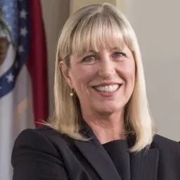 Portrait of Teresa Hensley