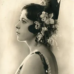Portrait of Elisa Cansino