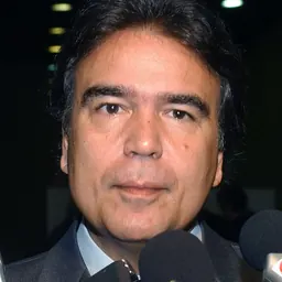 Portrait of José Gomes Temporão
