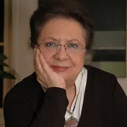 Portrait of Goli Taraqqi
