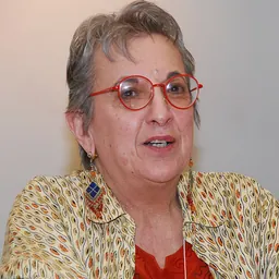 Portrait of Barbara Nimri Aziz