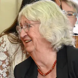 Portrait of Fiona Kidman