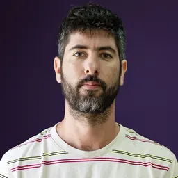 Portrait of Alon-Lee Green